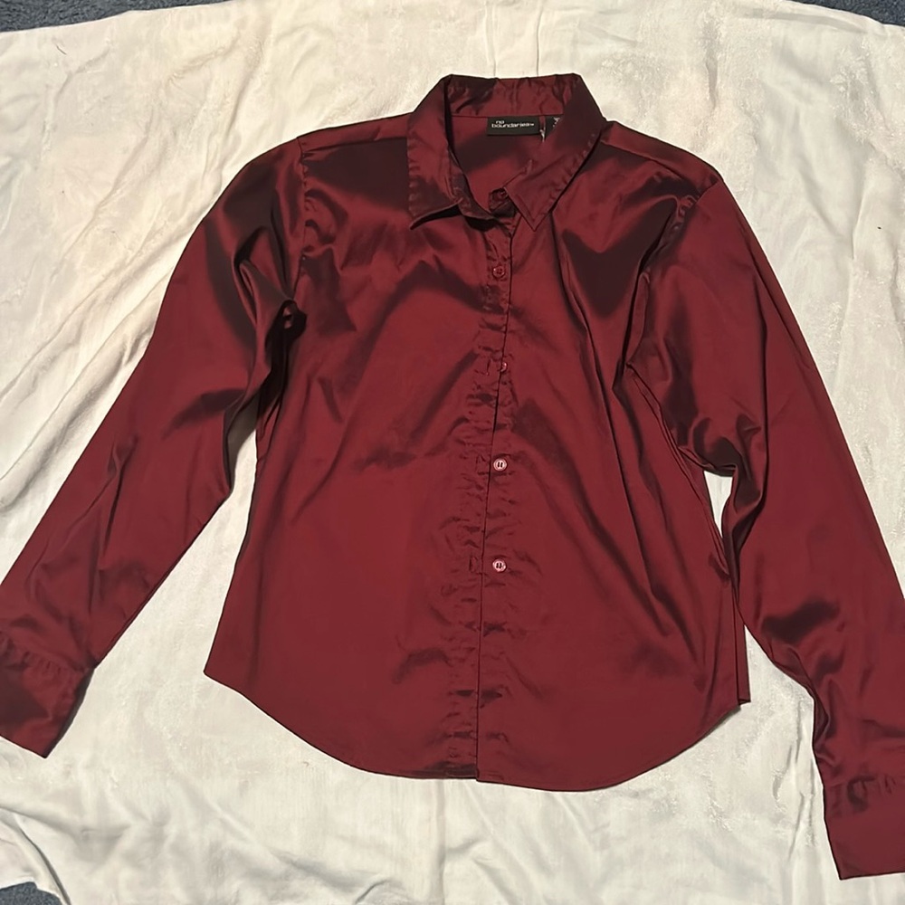 No boundaries maroon shiny dress shirt.